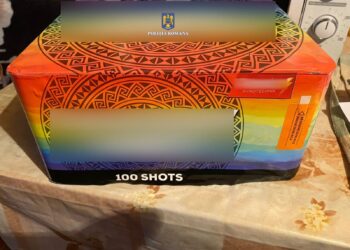 Circa 20 de kg de materiale pirotehnice ridicate de polițiștii brăileni de la domiciliile a doi bărbați