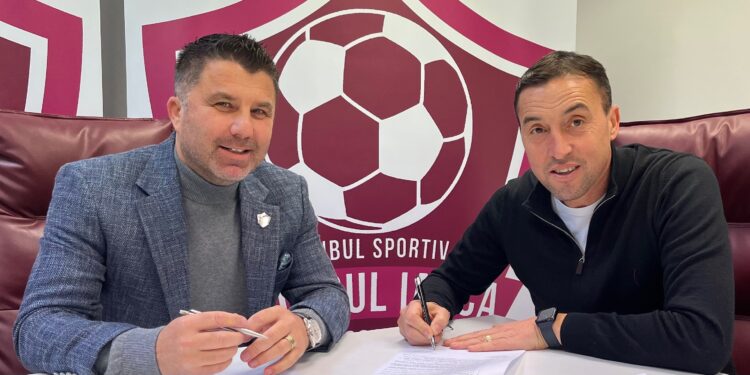 Viitorul Ianca a semnat un contract pe 18 luni cu antrenorul Viorel Tănase