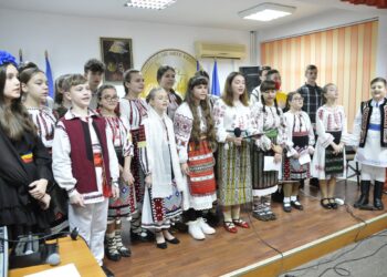 Elevii Școlii ”Vespasian Lungu” au sărbătorit cu un spectacol muzical aniversarea a 164 de ani de la Unirea Principatelor Române