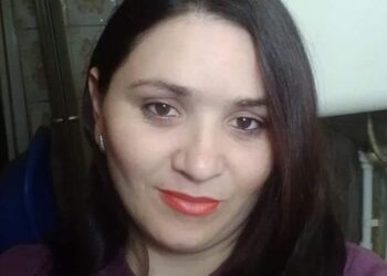 Femeie de 32 de ani dată dispărută de la domiciliu de soțul său