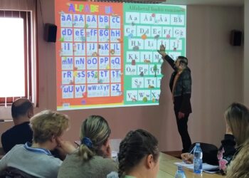 Cursuri gratuite de limba română oferite refugiaților ucraineni de Biblioteca Județeană „Panait Istrati” Brăila