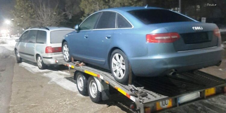Conducea un autoturism cu remorcă deși nu avea permis corespunzător pentru un astfel de ansamblu rutier