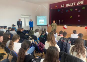Caravana Prefecturii a ajuns în comunele Vădeni și Cazasu