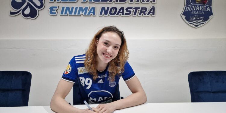 Extrema stângă Corina Lupei a semnat cu Dunărea Brăila