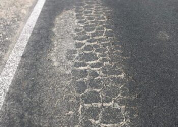 Alexandru Bucălău: Drumul Gulianca-Ianca-Viziru, reabilitat cu peste 90 milioane lei fonduri europene, făcut praf la câteva luni de la recepţia lucrărilor