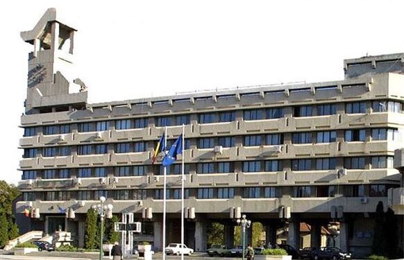 Alexandru Popa: Marele proiect de reabilitare al Palatului Administrativ cu care se lăuda Chiriac ar putea pierde finanțarea europeană
