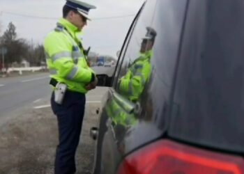 Video: Acțiune de amploare desfășurată de polițiștii rutieri. Au fost aplicate 571 de sancțiuni contravenționale și au fost reținute 21 de permise de conducere