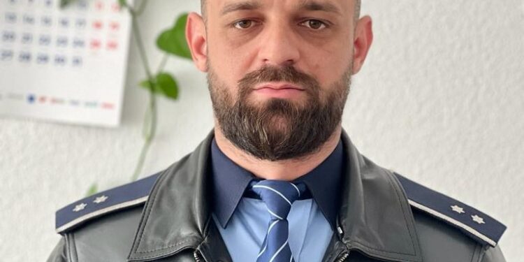 Un polițist în timpul liber a sesizat că mașina din fața sa e condusă de un minor. Mașina condusă de minor a fost oprită de polițiști în Bariera Călărașilor