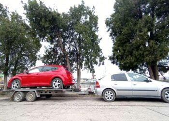 Permis de conducere românesc fals, obținut cu 300 de euro