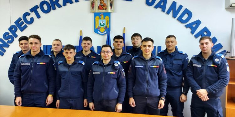 IJJ Brăila și-a mărit colectivul cu 11 absolvenți ai școlilor militare subofițeri jandarmi