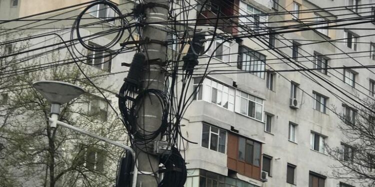 Cătălin Canciu (PNL): Brăila este sufocată la propriu de cabluri