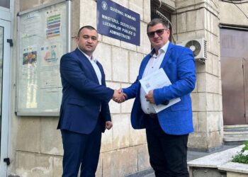 Deputatul Alexandru Popa, a fost alături de primarul din Frecăței, Ionel Bălan, la semnarea unui contract finanțat prin Programul Național de Investiții „Anghel Saligny”