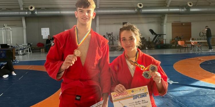 Brăilenii Naidin și Scurtu vor reprezenta România la Campionatul European de Sambo de la Haifa