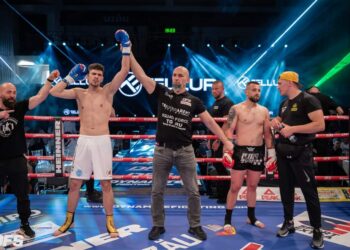 Victorie în doar 30 de secunde pentru brăileanul Florea Leonard, în gala Dynamite Fighting Show de la Buzău