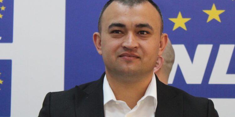 Alexandru Popa: Îi invit public pe domnul primar Dragomir și pe președintele Chiriac să ne dăm mâna și să construim un nou stadion la Brăila