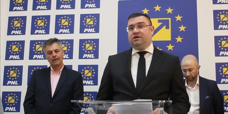 Alexandru Bucălău: Infrastructura rutieră din municipiu are mult se suferit din cauza lucrărilor făcute prost