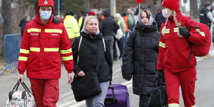 Săptămâna viitoare vor începe plățile pentru decontarea cheltuielilor cu hrana și cazarea cetățenilor proveniți din zona conflictului armat din Ucraina, aferente lunilor ianuarie, februarie și martie