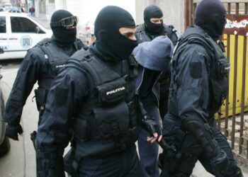 Percheziții domiciliare în județele Brăila, Galaţi, Giurgiu şi Vrancea, inclusiv la trei unităţi de penitenciar, într-o cauză privind săvârșirea infracțiunilor de trafic de droguri de mare risc