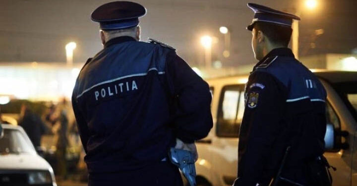 Reținut de polițiști după ce s-a dezbrăcat în fața a două tinere în municipiul Călărași și le-a cerut să întrețină relații sexuale cu el