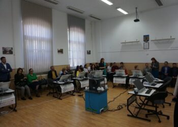 Video: Demonstrație a performanțelor unui laborator inteligent (SMARTLAB) la Colegiul Național „Nicolae Bălcescu”