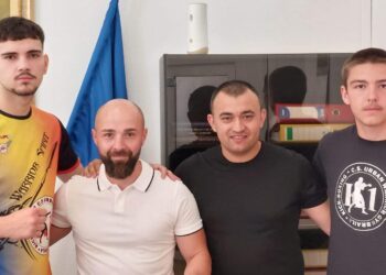 Deputatul Alexandru Popa sprijină participarea a doi tineri sportivi brăileni la Campionatul Național de kick-boxing Low Kick W.A.K.O
