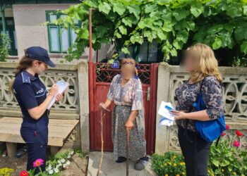 Acțiune preventivă desfășurată de polițiști în cadrul unei campanii de încurajare a sterilizării animalelor