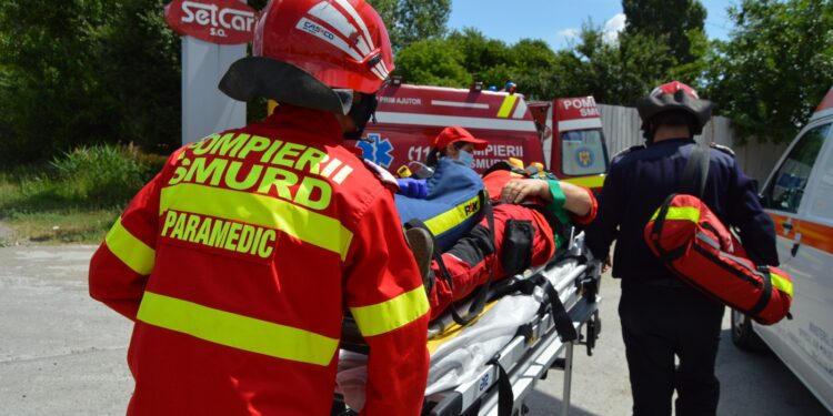 Intervenție în forță după producerea unui accident chimic pe amplasamentul obiectivelor sursă de risc. Exercițiu desfășurat de ISU Brăila
