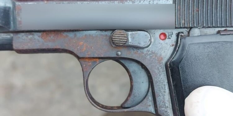 Percheziții la domiciliile mai multor persoane, pe raza județului Brăila