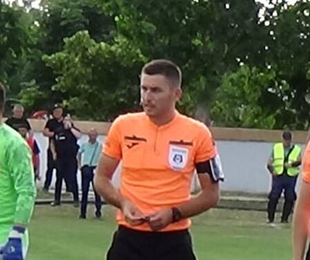 Arbitrul meciului de baraj dintre Viitorul Șuțești și Voința Cudalbi înjurat de un spectator