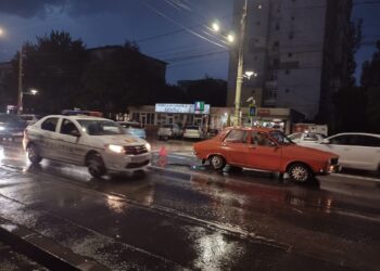 Doi tineri accidentați pe trecerea de pietoni de la ”Gospodina”