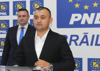 Popa îl contrazice pe Chiriac în ceea ce privește dezvoltarea Brăilei, unde nivelul salariului mediu este cu 22.3% mai mic decât media națională