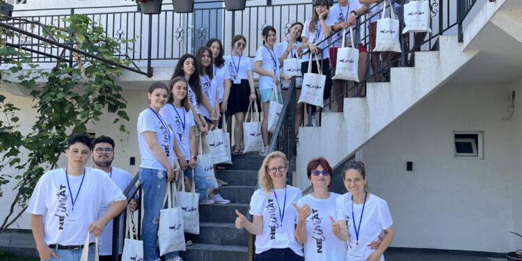 Asociația pentru Antreprenoriat din România a finalizat tabăra antreprenorială EMPREYouth, un program finanțat de Clusterul OpenHub, prin proiectul caritabil Leru.ro, ediția 2022