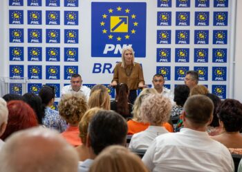 Alina Gorghiu a participat aseară la ședința CDJ al PNL Brăila