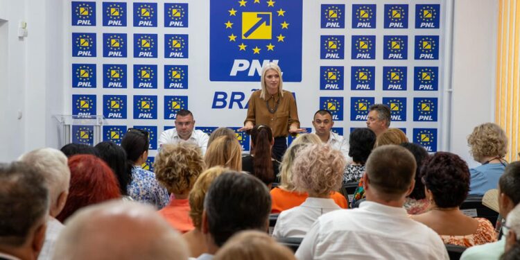 Alina Gorghiu a participat aseară la ședința CDJ al PNL Brăila