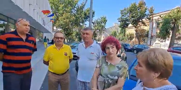 Doar câțiva brăileni au reacționat la o mobilizare pentru o acțiune de protest pe tema tarifului apei potabile de la Brăila