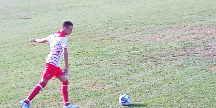 Valentin Bogdanovici a debutat la echipa a doua a Victoriei Traian într-un amical cu Tricolorul Lanurile