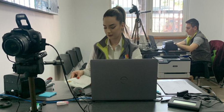 Polițiștii de imigrări au emis aproape 600 de permise de ședere pentru beneficiarii protecției temporare, într-o săptămână