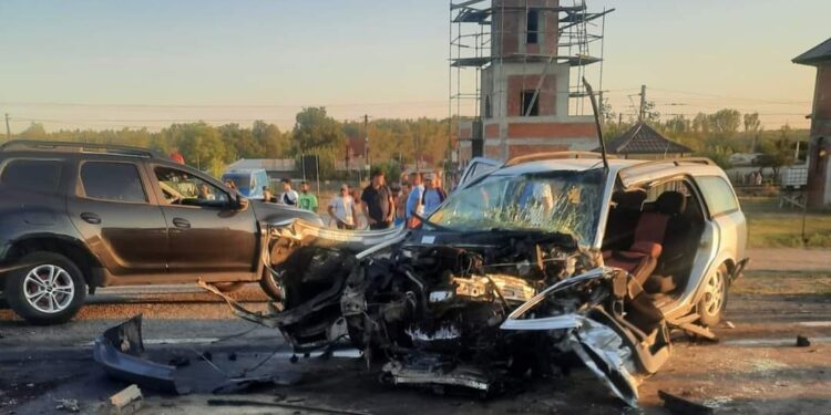 O șoferiță din Brăila implicată într-un accident rutier pe DN 25, în timp ce conducea un autoturism dinspre municipiul Galați către municipiul Tecuci