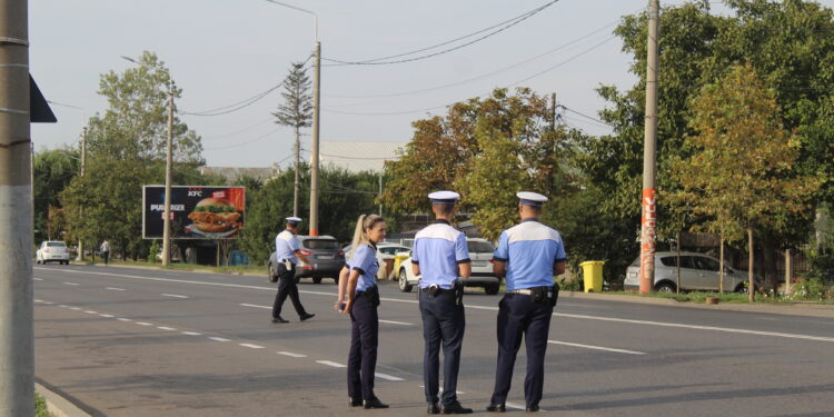 Polițiștii au aplicat 109 de sancțiuni contravenționale, în valoare totală de 36.755 de lei, în cadrul acțiunii BLOCADA