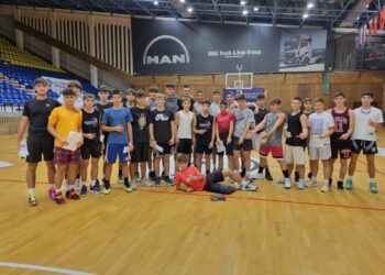 Baschetbaliștii de la Cuza Pirates Brăila vor juca duminică, 17 septembrie, la Brăila, 3 meciuri amicale cu echipele de la CS Fly OC Constanța