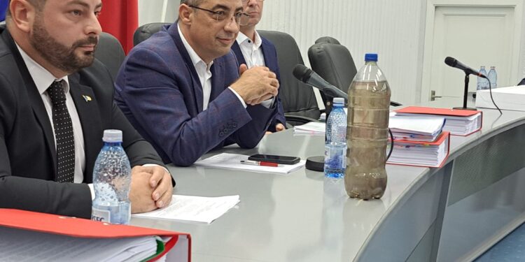 Chiriac nu crede nici în fața evidenței că apa potabilă de la Însurăței, nu e potabilă