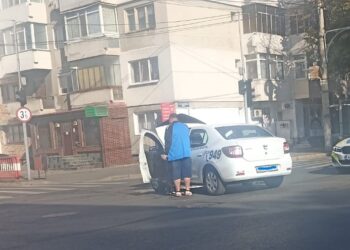 Accident cu trei persoane rănite la intersecția străzii Grivița cu strada General Eremia Grigorescu