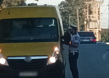 Polițiștii au aplicat 110 sancțiuni contravenționale, în valoare totală de aproape 50.000 de lei