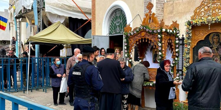 Jandarmii vor asigura ordinea la manifestările religioase prilejuite de hramul Bisericii „Sfânta Cuvioasă Parascheva” din municipiul Brăila