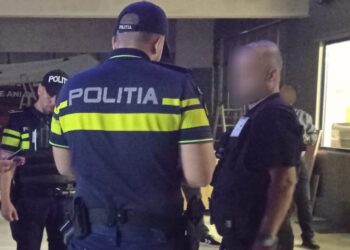 Cinci persoane care prestau activități de protecție și pază la un agent economic din satul Baldovinești, comuna Vădeni, nu aveau încheiate contracte de muncă în formă scrisă
