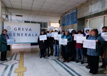 Începând din data de 27 noiembrie, membrii sindicatelor afiliate la FSMM, cât și angajații neafiliați în sindicate au declarat GREVĂ GENERALĂ