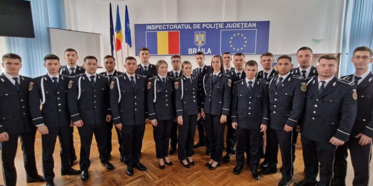 20 de absolvenți ai Școlii de Agenți de Poliție Vasile Lascăr Câmpina repartizați la IPJ Brăila