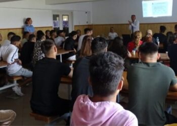 Antidrog și antidoping-droguri și steroizi