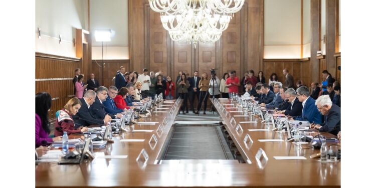 Guvernul a aprobat proiectul de lege privind sistemul public de pensii. Ce prevede noua lege