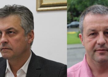 Dragomir îl acuză pe Canciu de schimbarea politică a directorului de la școala Traian. Canciu spune că semnăturile de susținere a directoarei pe care a demis-o se strângeau în biroul viceprimarului PSD din comună